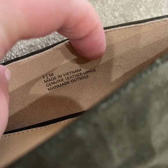 NWOT Talbots RYAN EMBROIDERED SUEDE LOAFERS/FLATS in olive size 7.5 - Picture 8 of 9